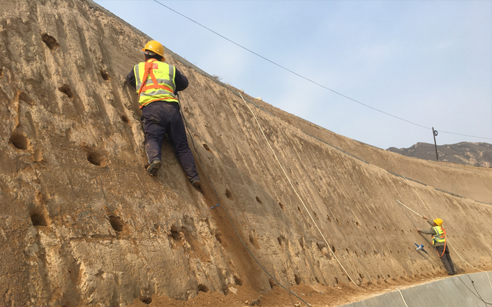 广东省清(远)连(州)高速公路石潭改线段